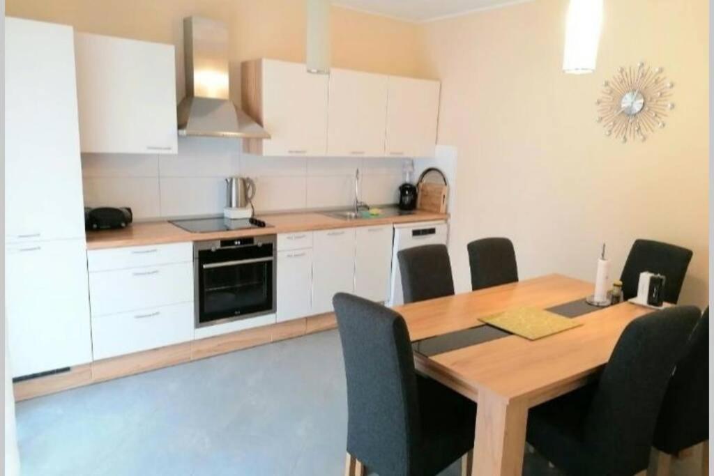 Apartment Zorika Near The Beach Πούλα Εξωτερικό φωτογραφία